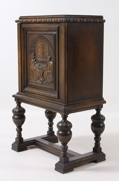 SCHATULL, 1900-talets första hälft.