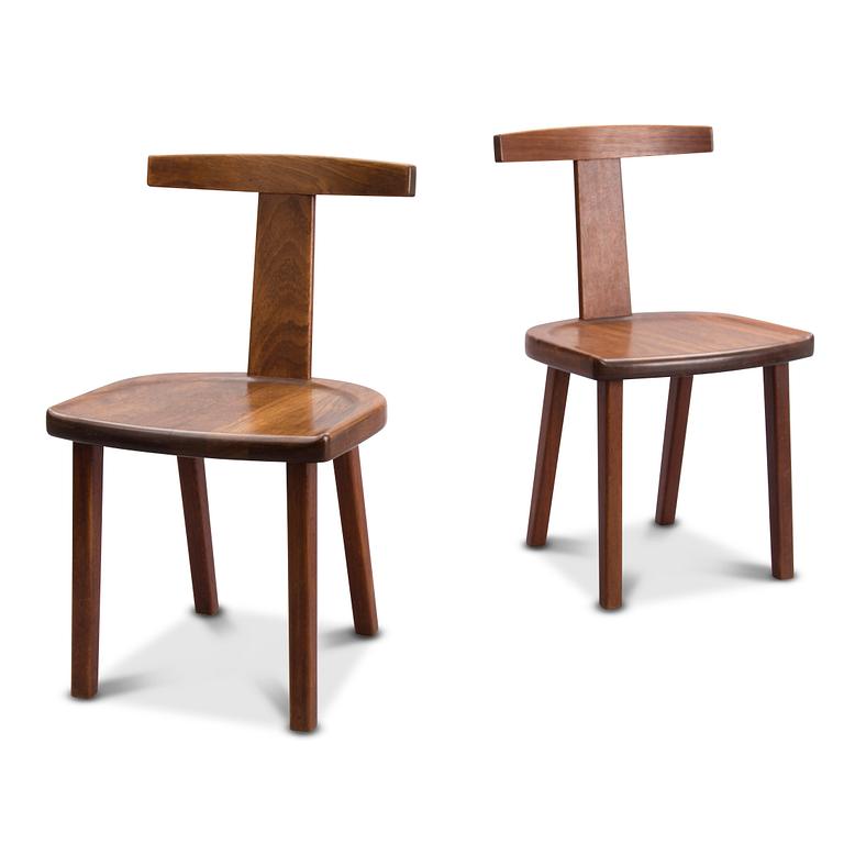 Olavi Hänninen, A pair of 1950s 'Juha' chairs for Huonekalu Mikko Nupponen, Finland.