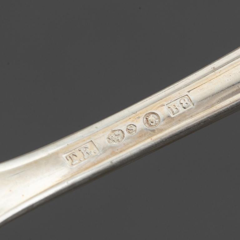 A set of 24 (12+12) fruit-cutlery, marked T.E., Stockholm 1927.