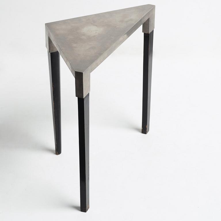 Nils Fougstedt, konsolbord, modell 118, Firma Svenskt Tenn, 1934.