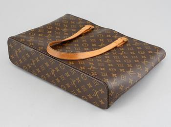 VÄSKA Louis Vuitton.