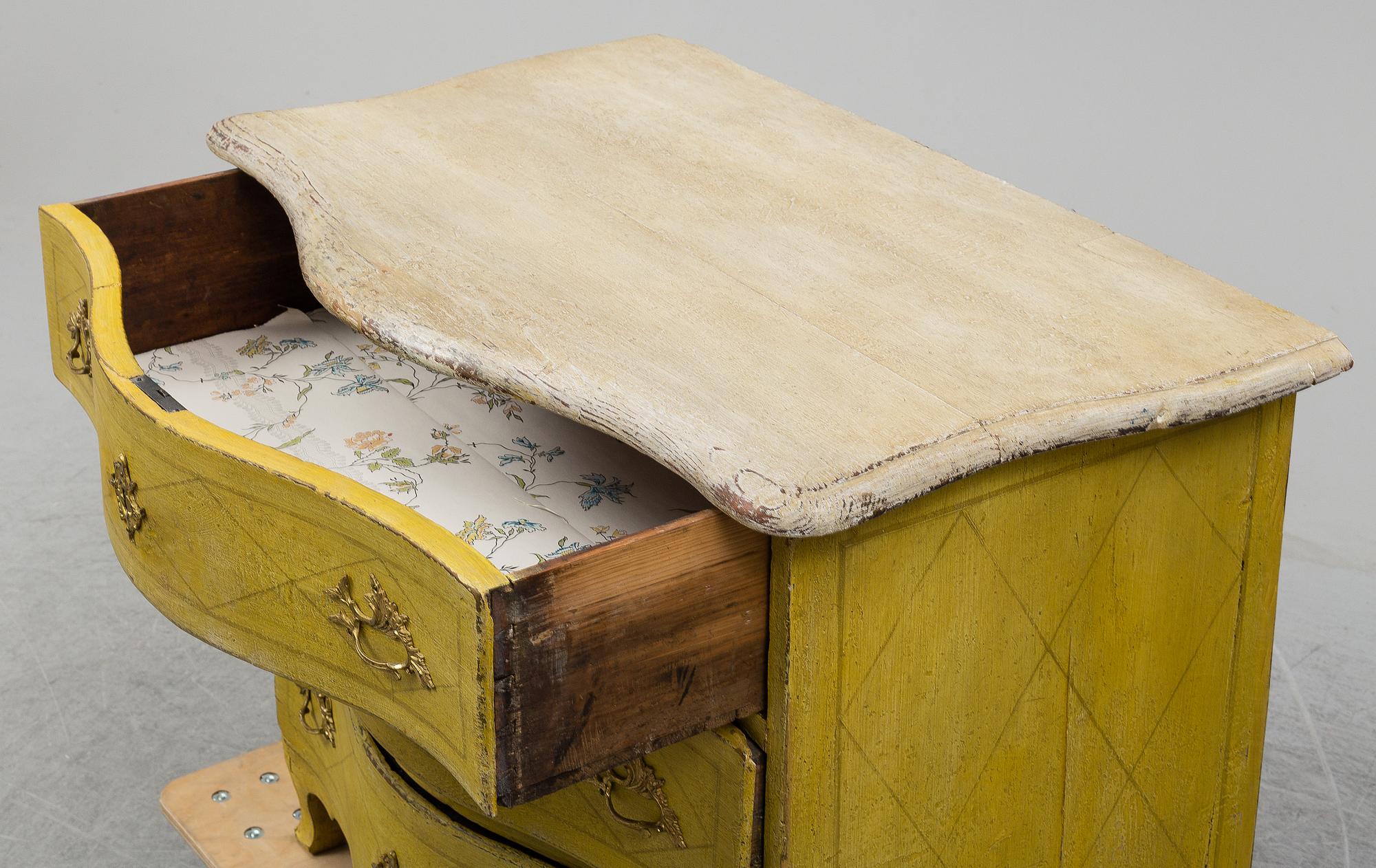 A Rococo chaest of drawers, second half of the 18th century.