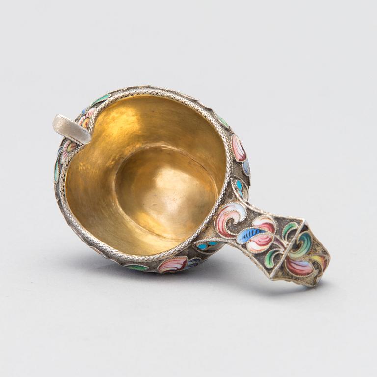 A RUSSIAN ENAMEL KOVSH, silver, Moscow 1908-17, Maria Semenova.