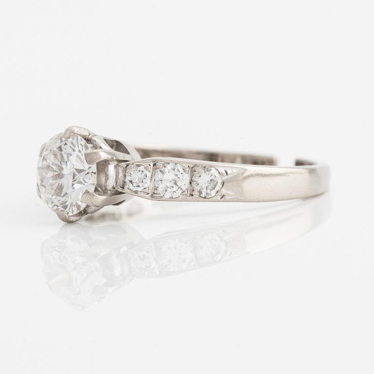 Ring WA Bolin 18K white gold with a round brilliant cut diamond.