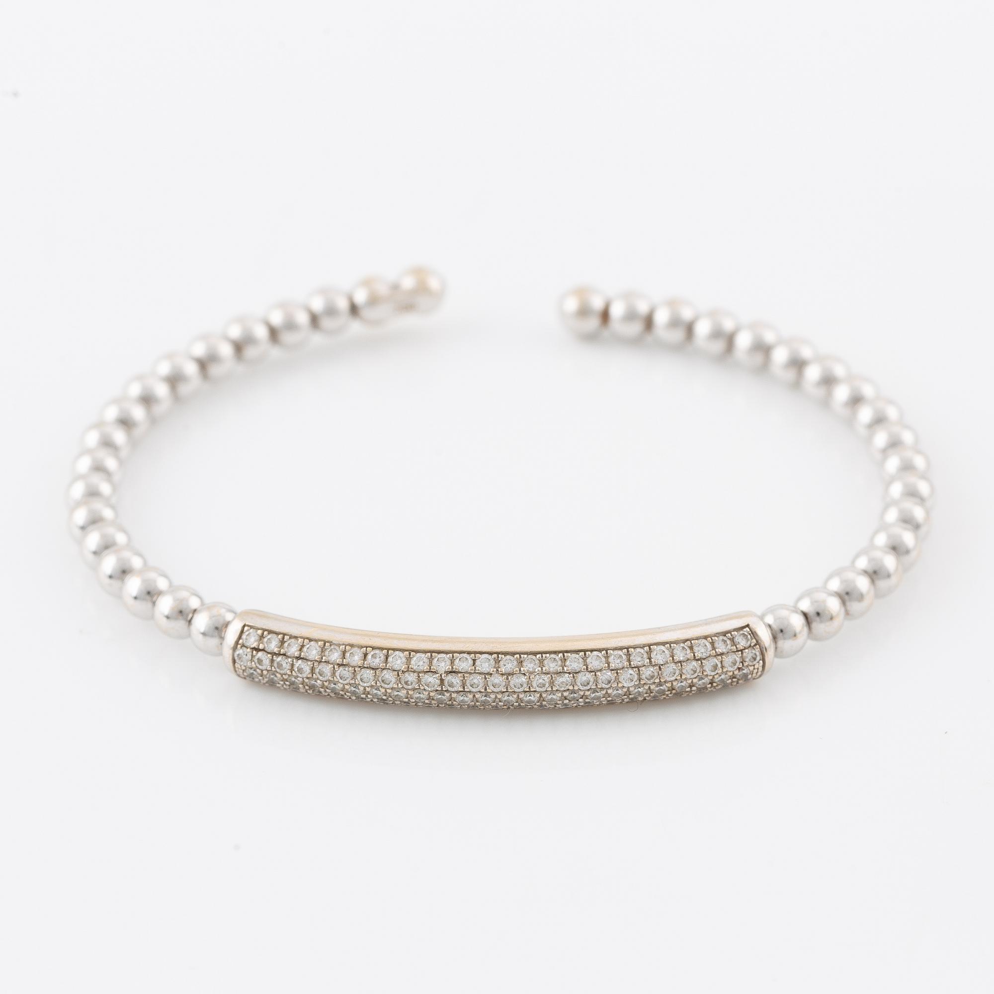 Bracelet, Poniros, 18K white gold with brilliant-cut diamonds.
