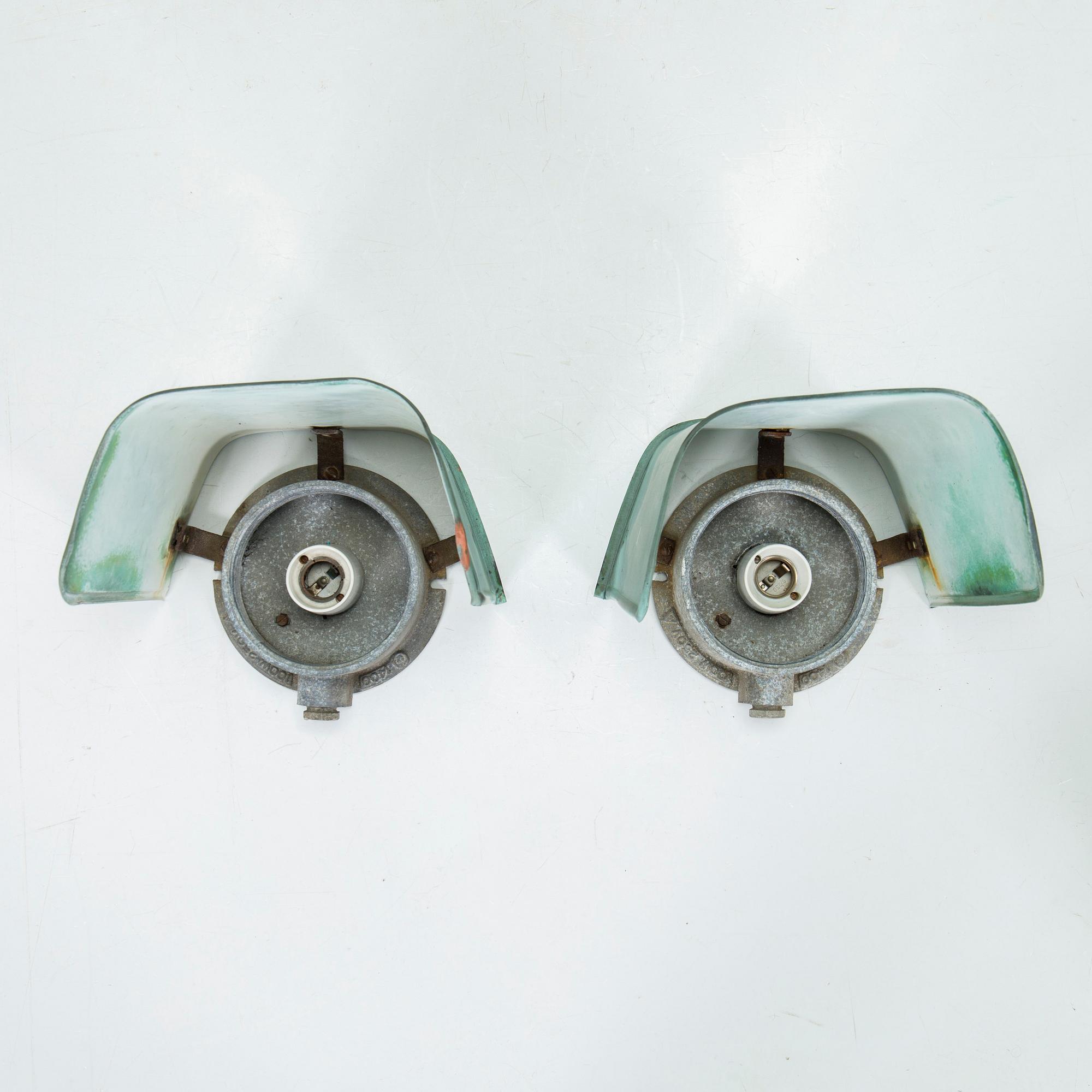 A set of two wall lamps / outdoor lightings, Sähköliikkeiden Oy (SLO), Finland 1930-40s.