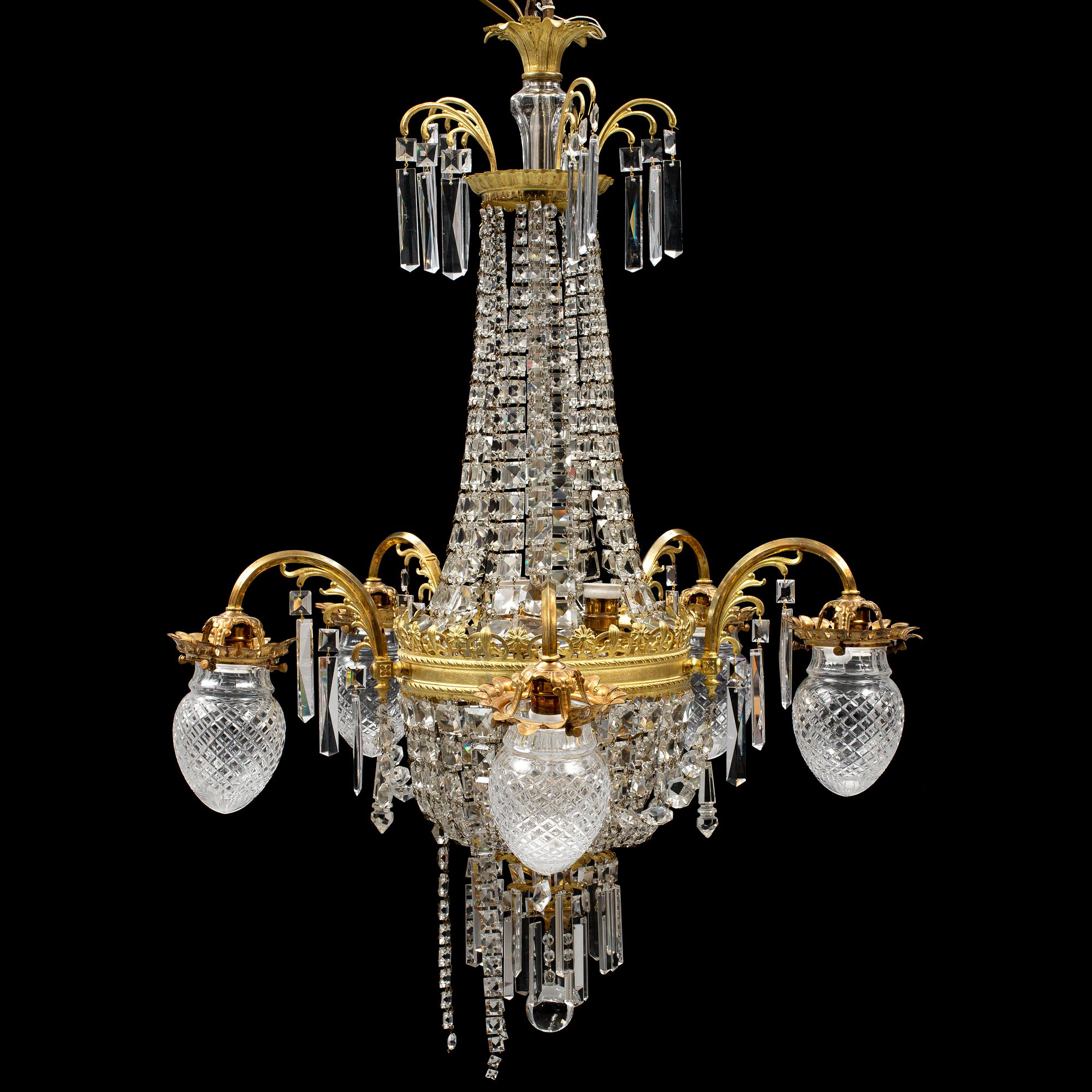 A 20th century ceiling light.