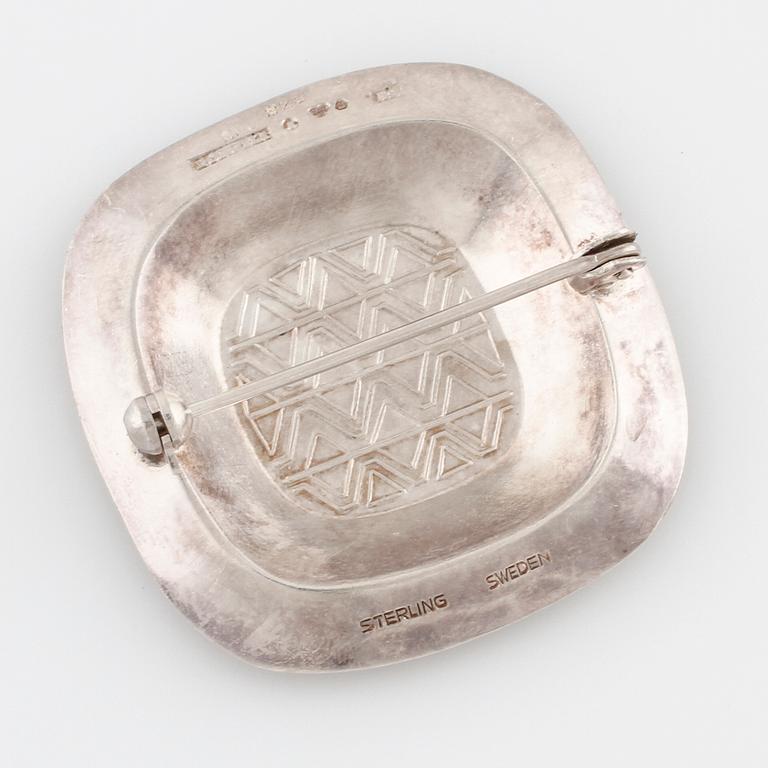 ATELIER BORGILA, A Michelsen, Stockholm, 1958, a brooch.
