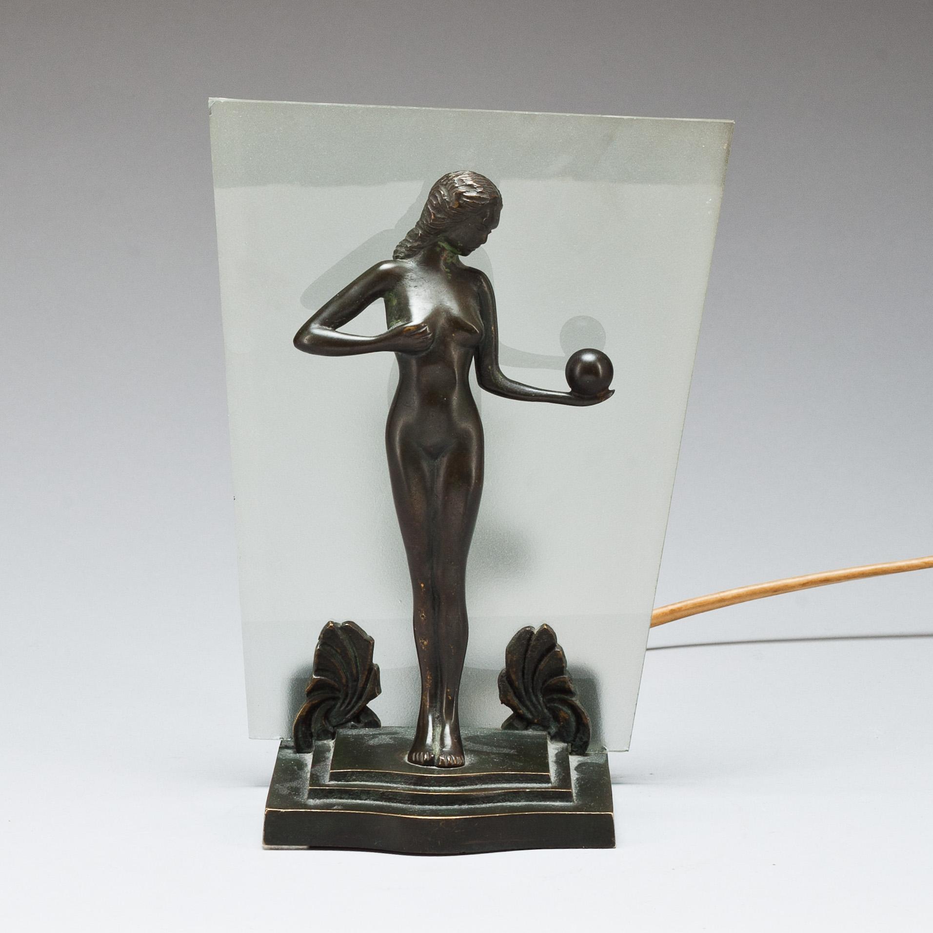 BORDSLAMPA, Art-deco. 1900-talets första hälft.