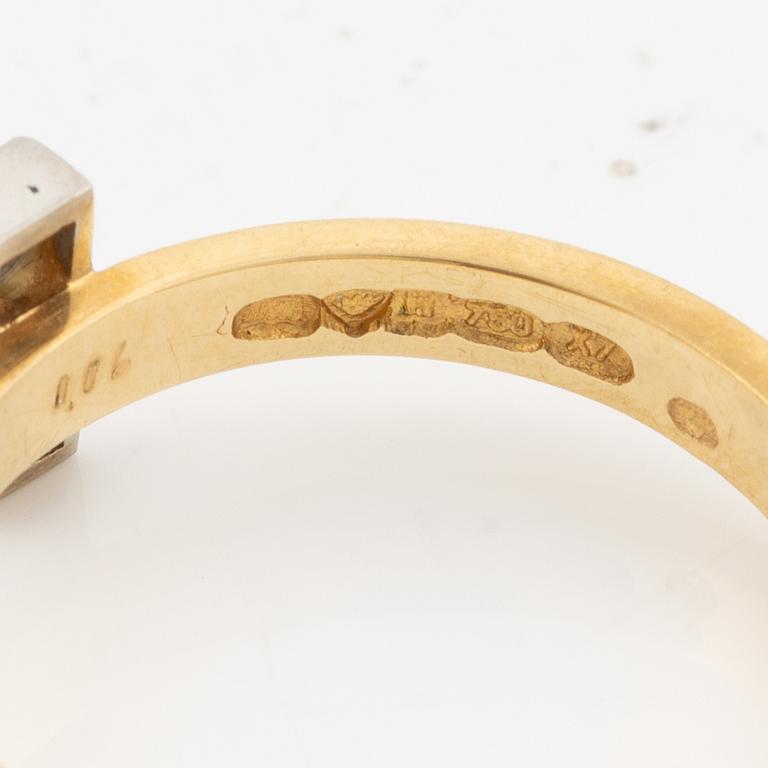 Björn Weckström, Ring, 18K gold set with round brilliant-cut diamonds, Finland 1975. By Lapponia.