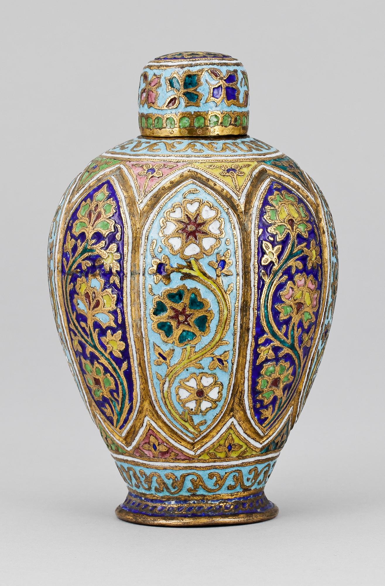 LOCKURNA, mässing, emalj, troligen Persien och tidigt 1900-tal.