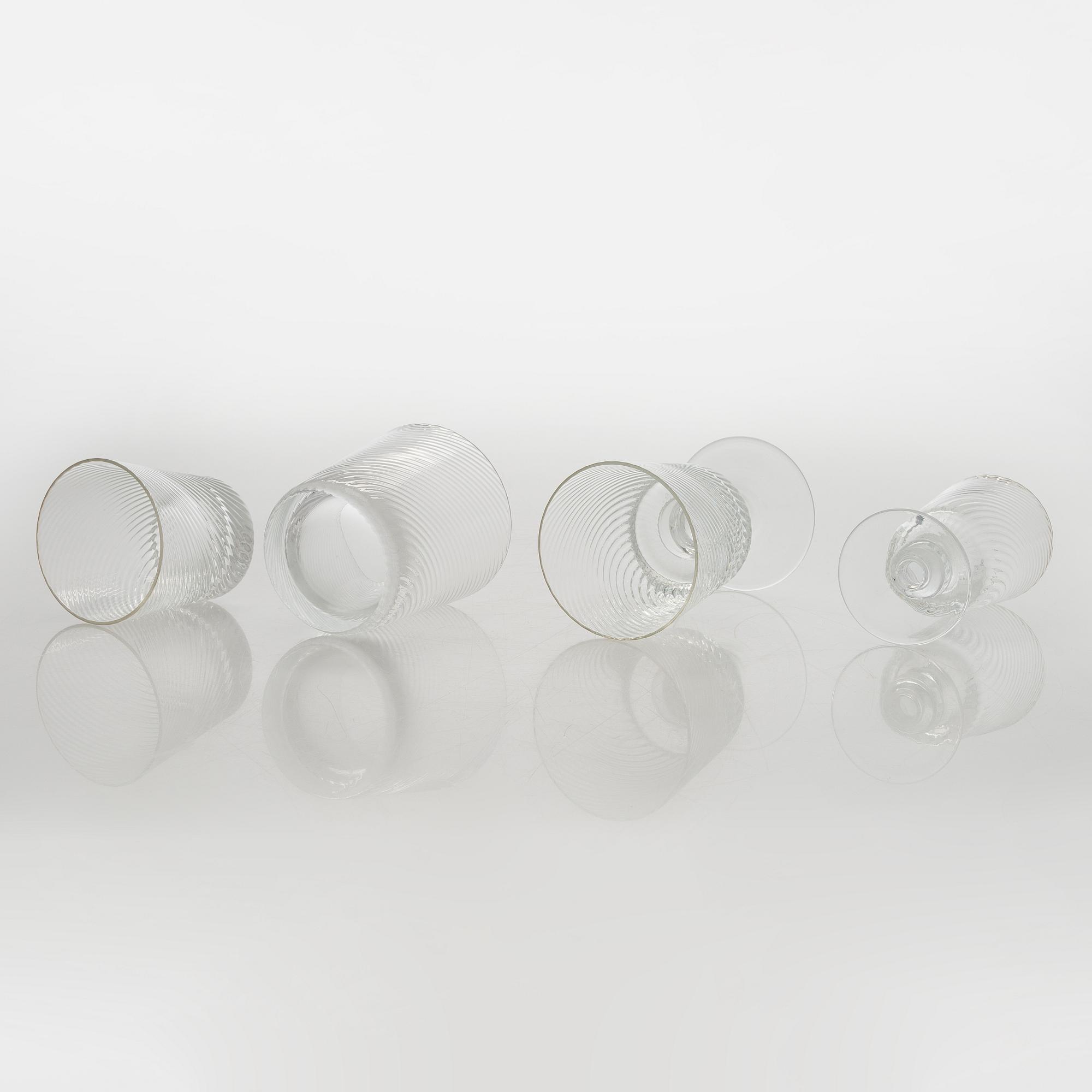 Saara Hopea, A 38-piece set of 'Master' drinking glasses, model 2125, Nuutajärvi.
