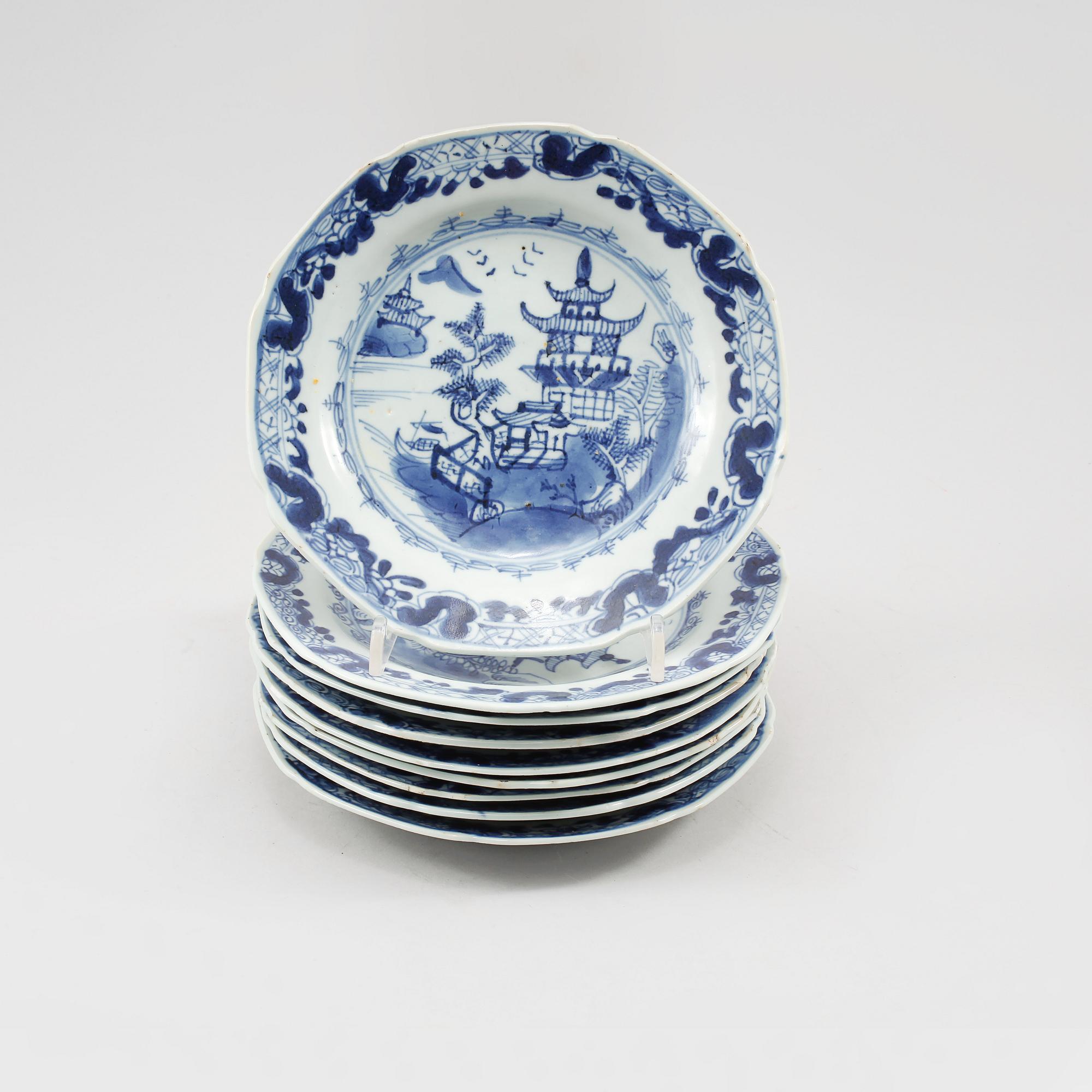 ASSIETTER, 9 st, porslin, Kina, 1700-tal.