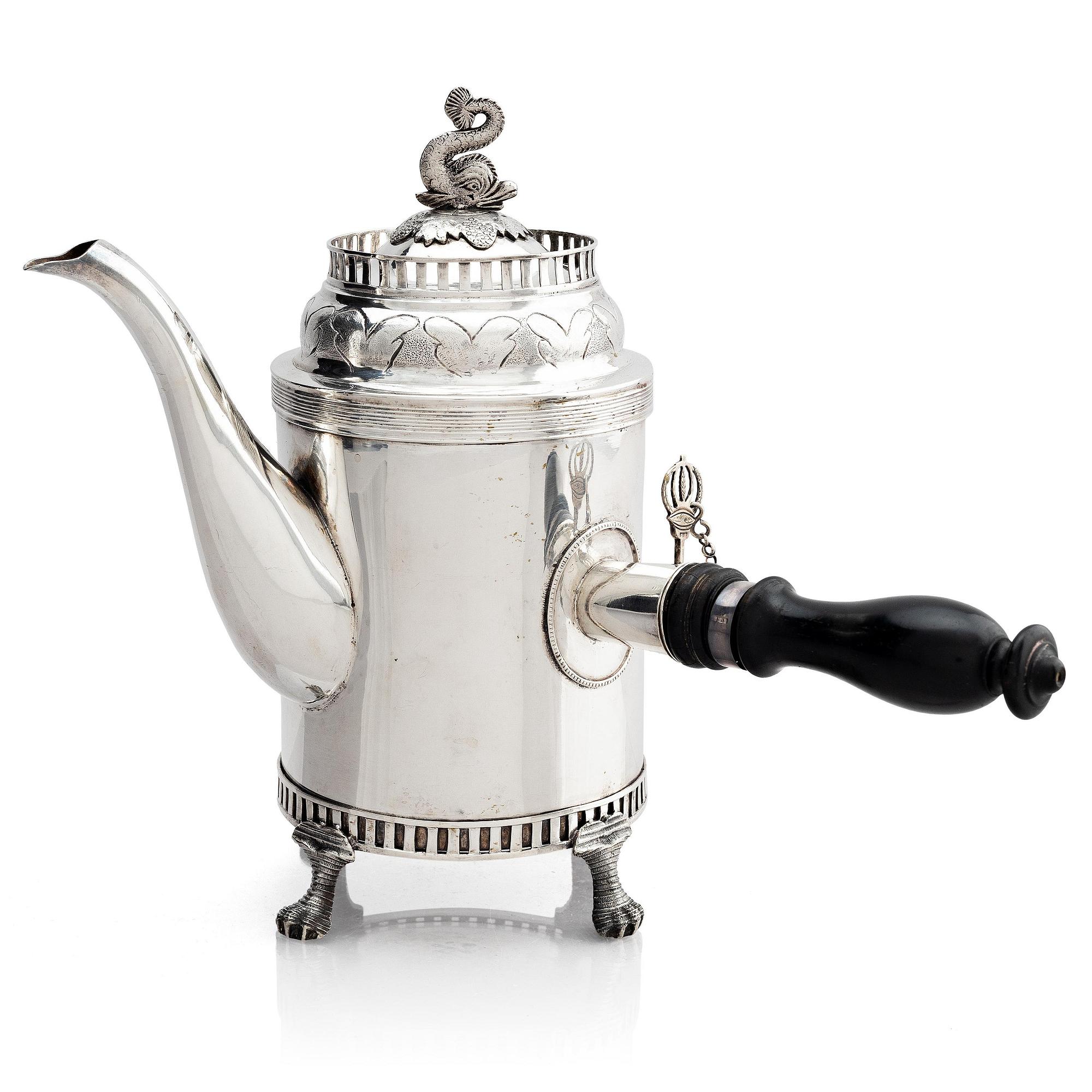 Fredrik Skough, kaffekanna, silver, (verksam 1824-1830) Borås. Empire.