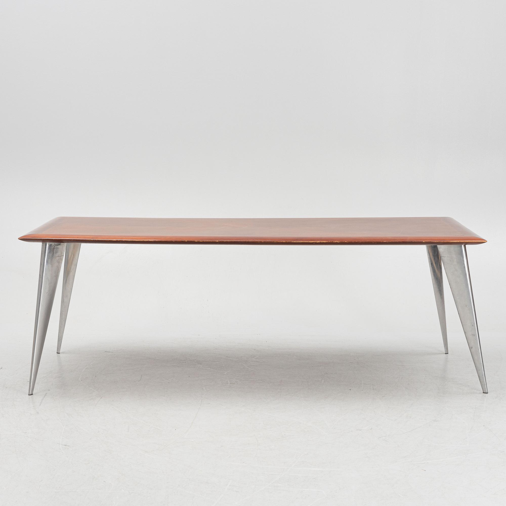 Philippe Starck, matbord, Lang model M, Aleph, Driade, Italien, sent 1900-tal.