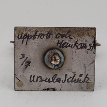 URSULA SCHÜTZ, skulptur. Signerad och numr 3/7. Patinerad metall, höjd 30 cm.