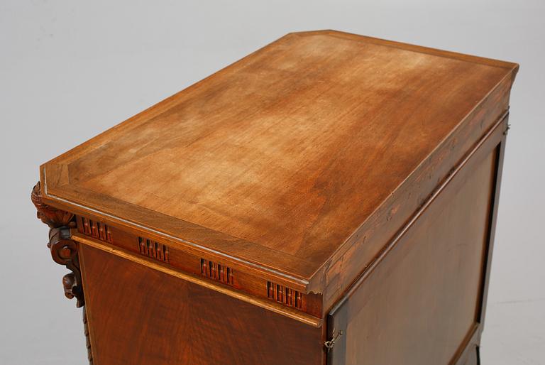 BARSKÅP, barockstil, 1900-talets andra hälft.