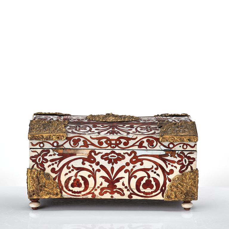 A Baroque 18th century tortoiseshell and antler veneered casket.