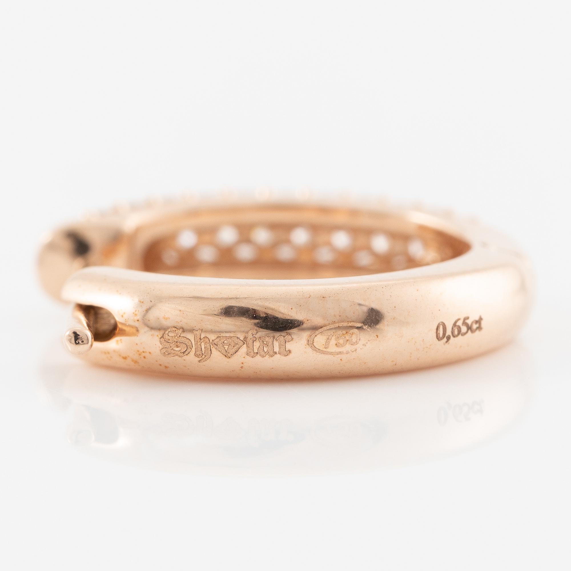 Earrings, hoops, 18K gold with brilliant-cut diamonds.