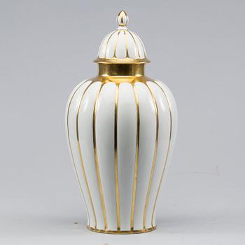 URNA MED LOCK, Thomas Bavaria, 1900-talets mitt.