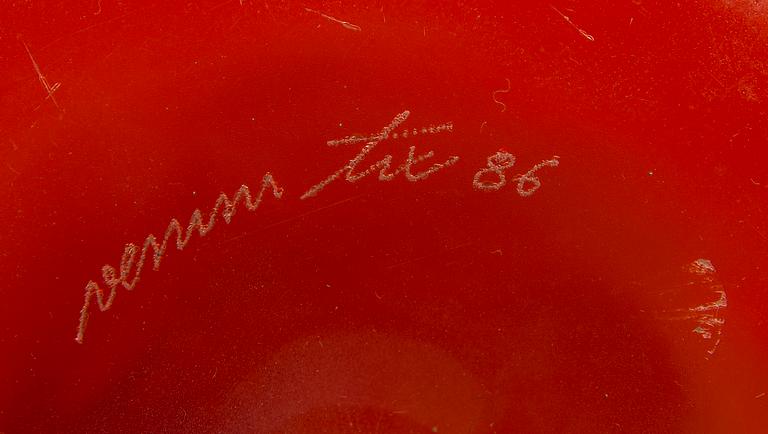 A vase signed Venini TW-86.