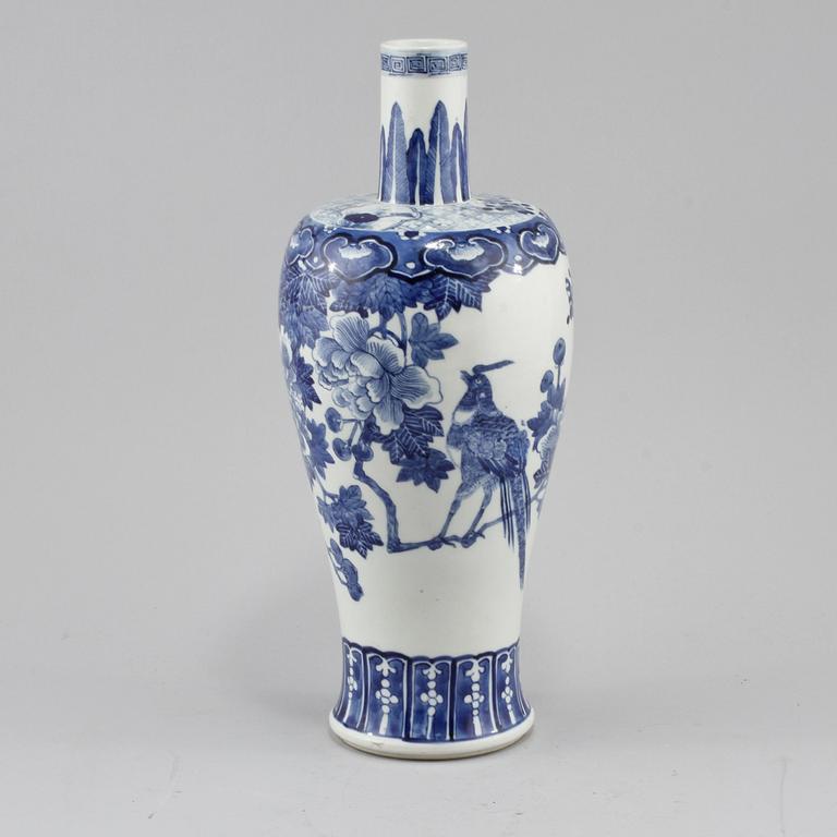 VAS, porslin, Kina, 1800-tal.