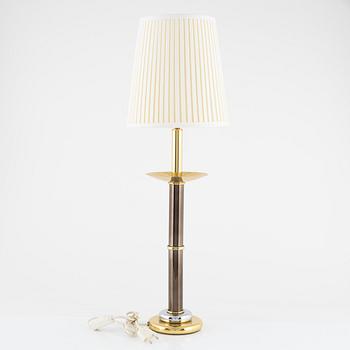 A late 20th century table lamp.