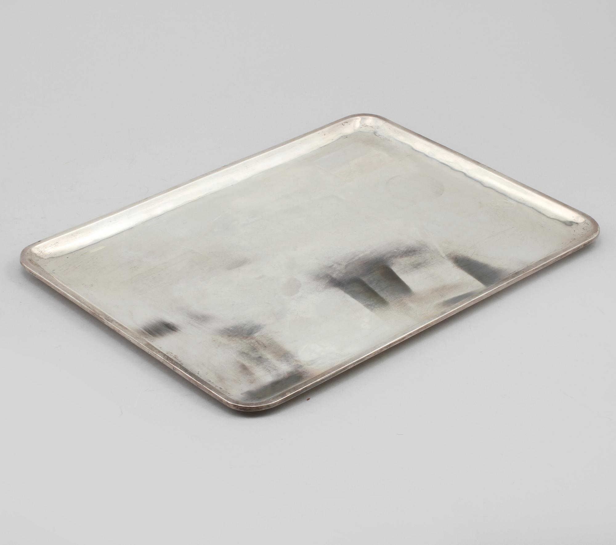 BRICKA, silver, Mexico, 1900-tal, vikt 820 gram.