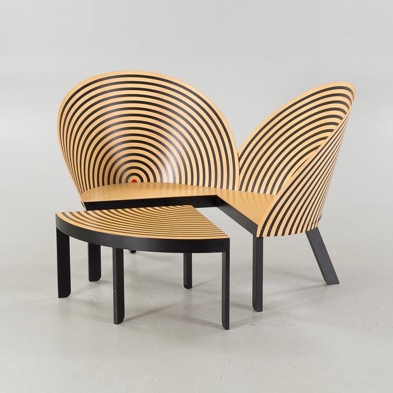A bench and a table called "Bench for two" / 2600 & 2601, designed approx 1989 by Nanna Ditzel, by Frederica Stolefabrik.
