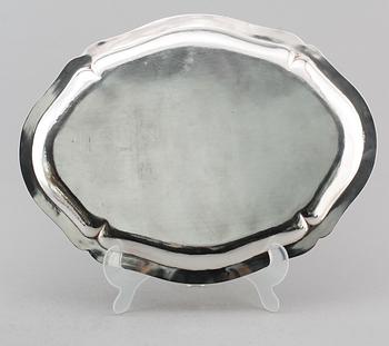 SERVERINGSFAT, silver, otydliga svenska stämplar 1912. Vikt 1295 g.
