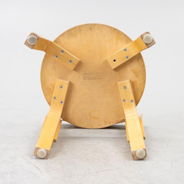 Alvar Aalto, children's chairs, 4 pcs, Artek, Finland.