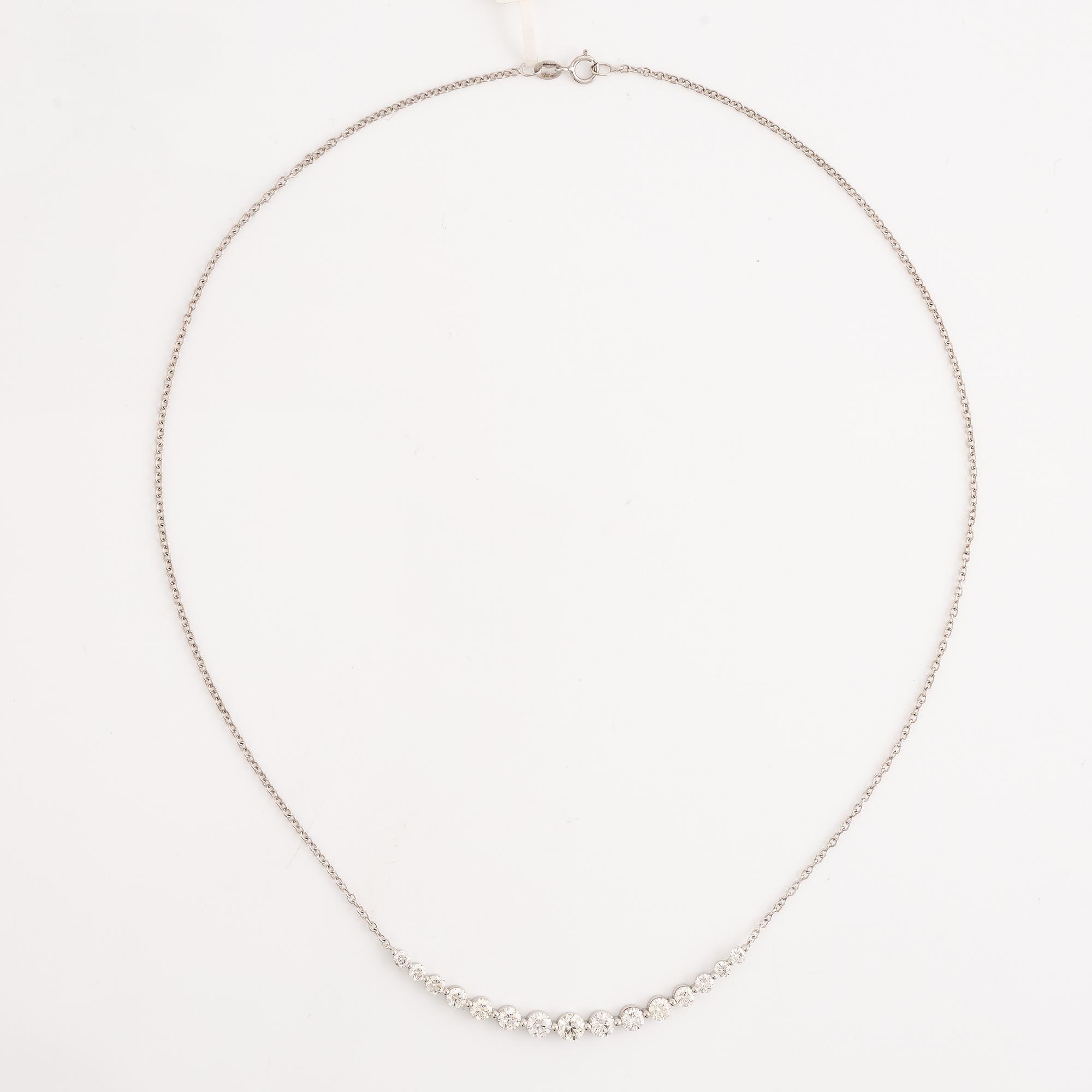 Necklace 18K white gold with brilliant-cut diamonds.