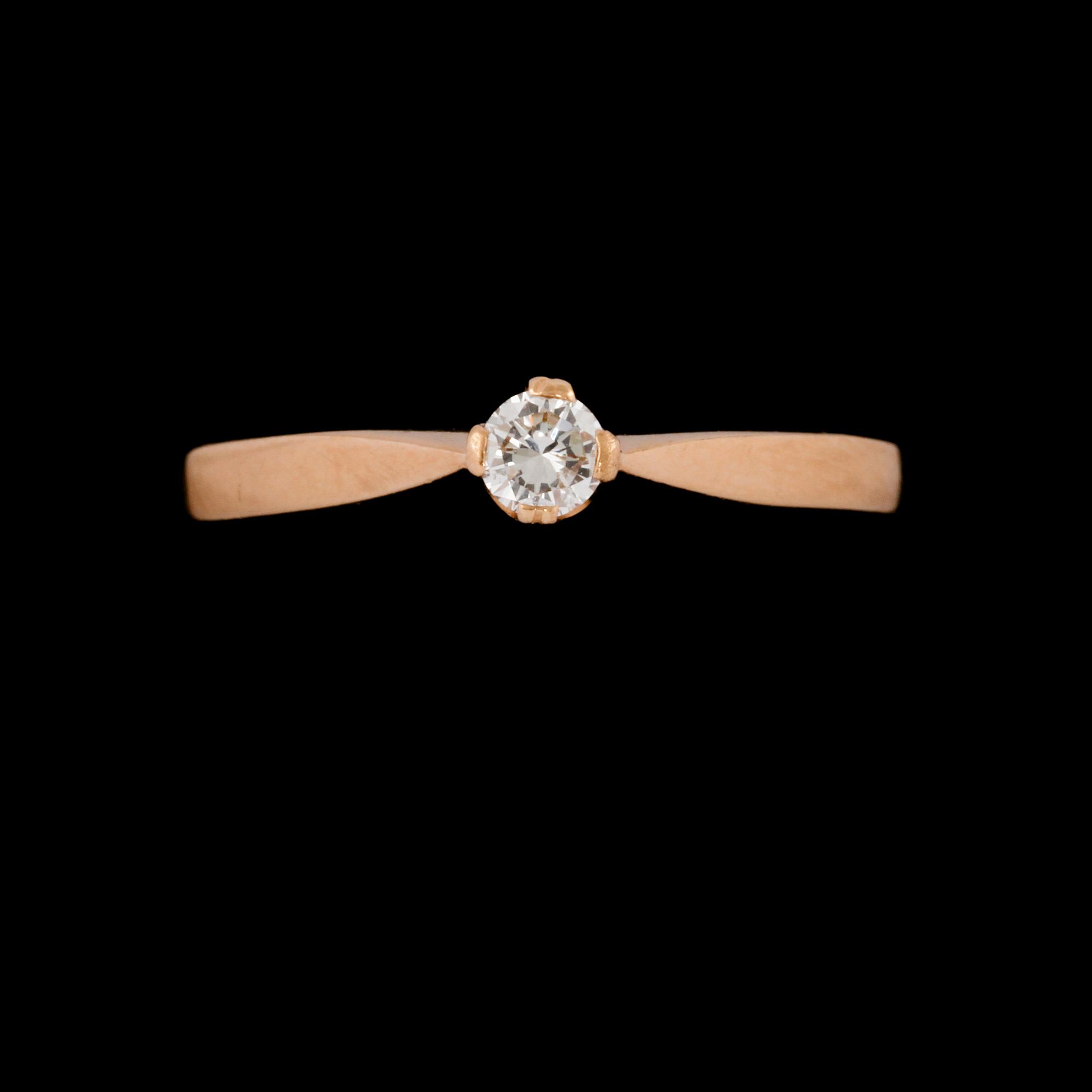 RINGAR, 2 st, 18k guld med briljantslipade diamanter, totalt 0.19 ct. Vikt 4 g.