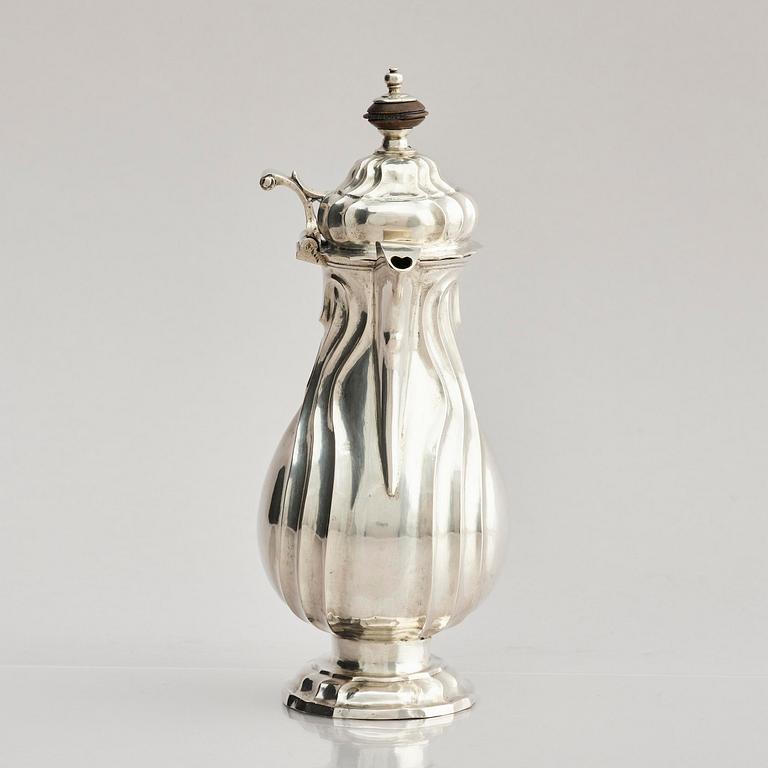 A German 18th century silver coffee-pot, mark of Johan Jacob Loose, Halle (Saale), Sachsen-Anhalt.