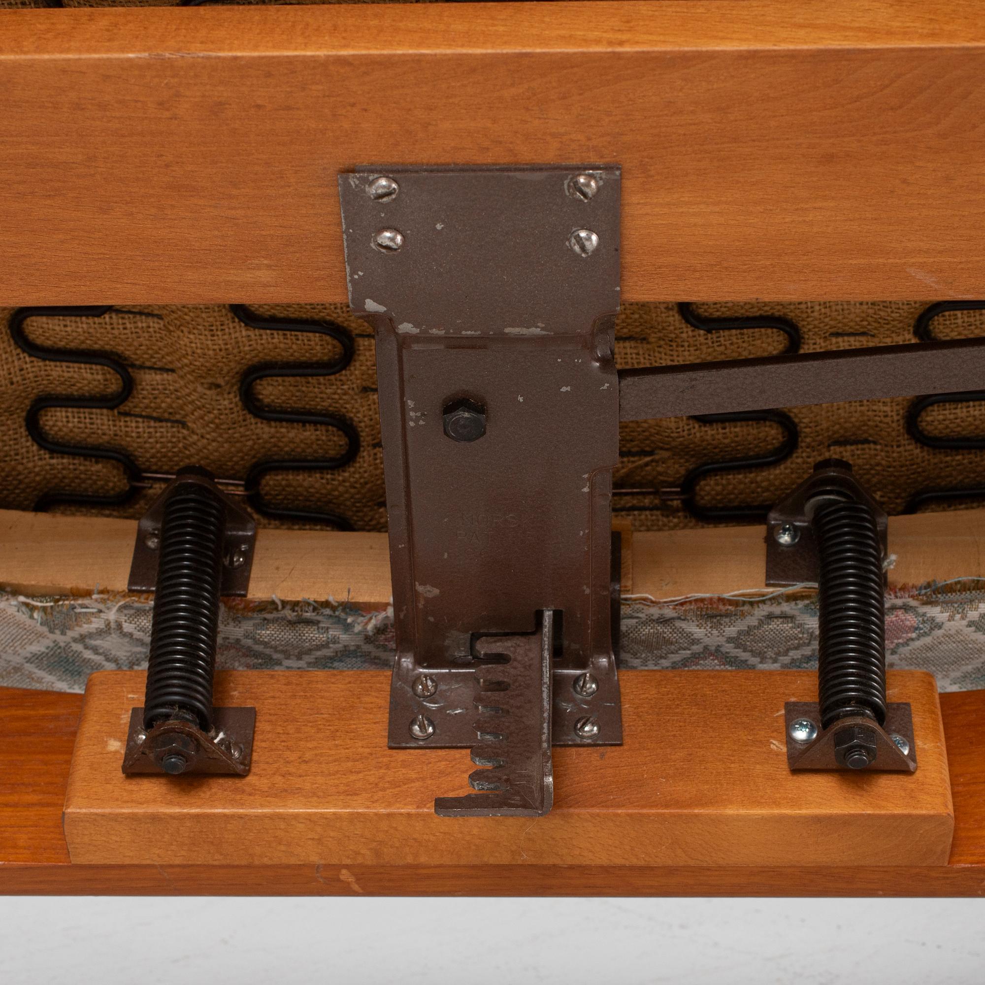 Folke Ohlsson, fåtölj med fotpall, "Profil", Dux, 1960-tal.