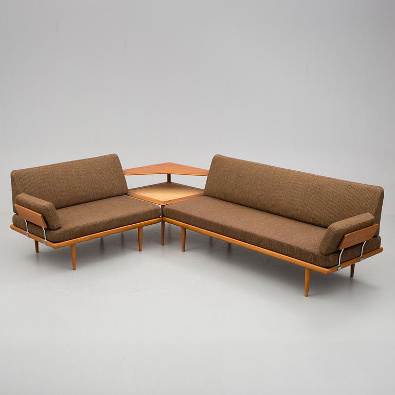 SOFFGRUPP, 3 delar, "Minerva", Peter Hvidt och Orla Mölgaard- Nielsen, France & Son, Danmark.