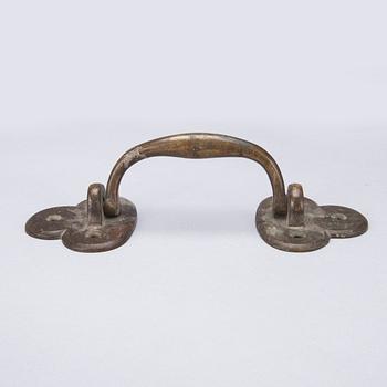 HANDTAG, ett par, brons, 1700-tal.