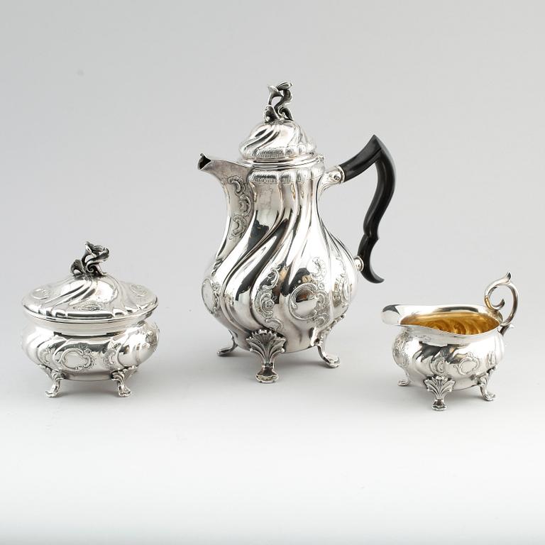 KAFFESERVIS, 3 delar, silver, CG Hallberg, Stockholm 1950. Vikt ca 1325 g.