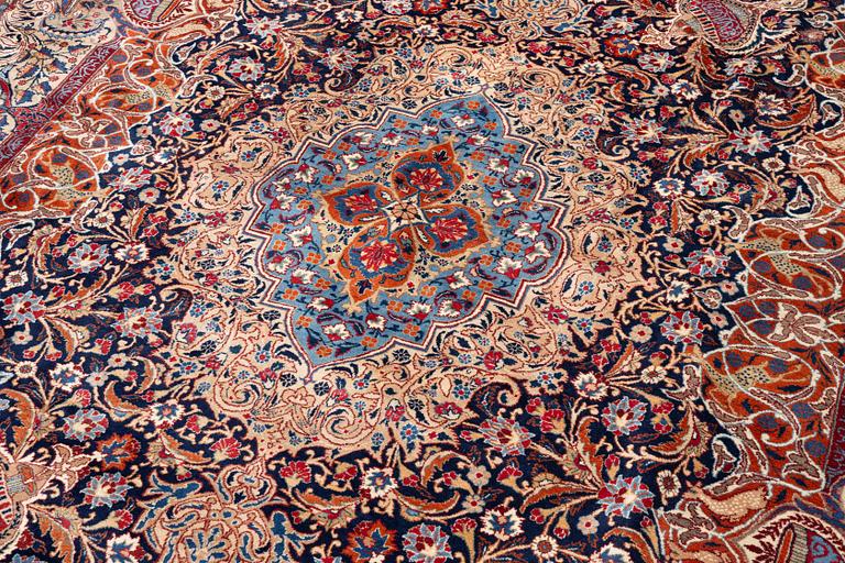 Carpet, Kashmar old, approx. 390 x 298 cm.