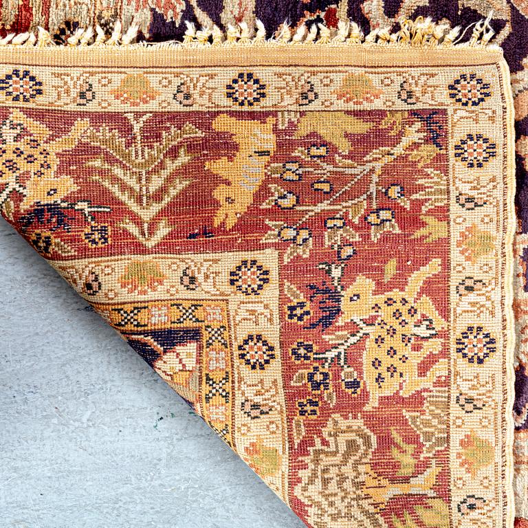 A Kayseri silk on cotton semiantique carpet ca 185x126 cm.
