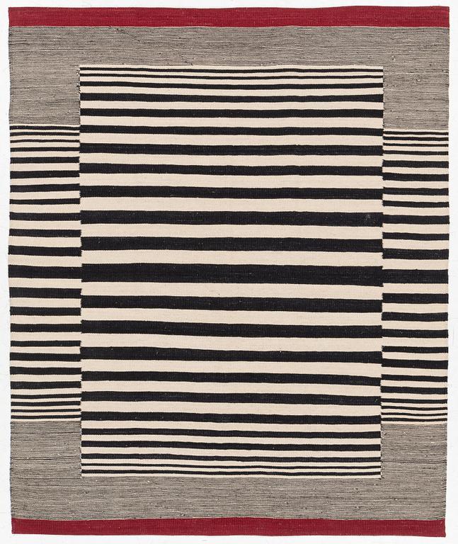 Rug, wool, 198 x 160 cm.