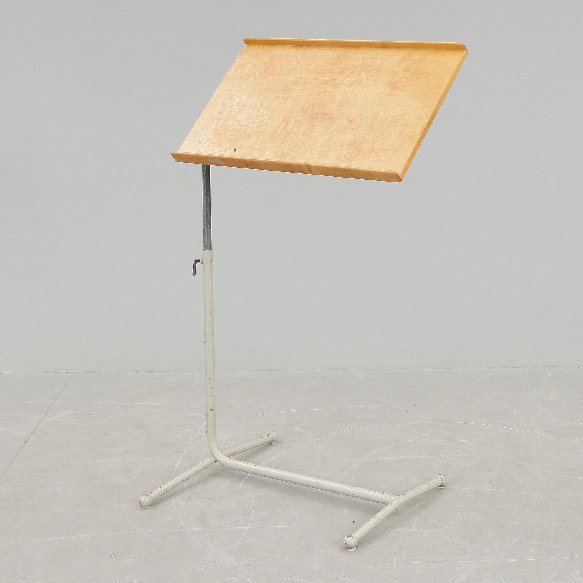 LÄSBORD, 1900-talets mitt.