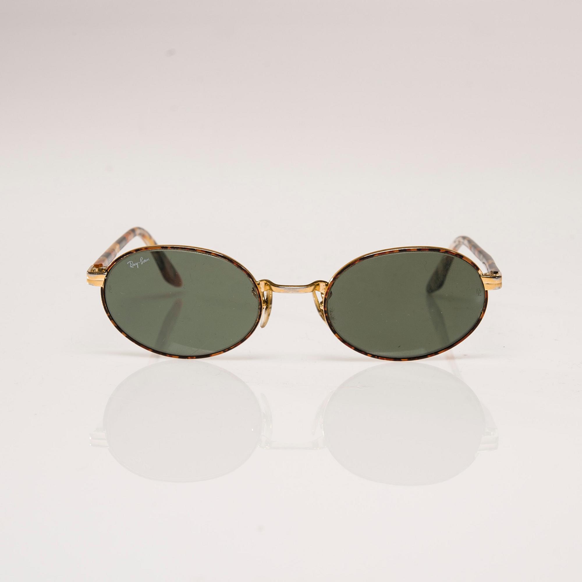 SOLGLASÖGON, "W 2188", RayBan.