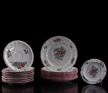 TESERVIS, 17 delar, flintgods, Luneville Porcelain, Frankrike 1900-talets senare hälft.