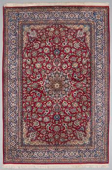 MATTA, old, Isfahan, ca 350 x 232 cm.
