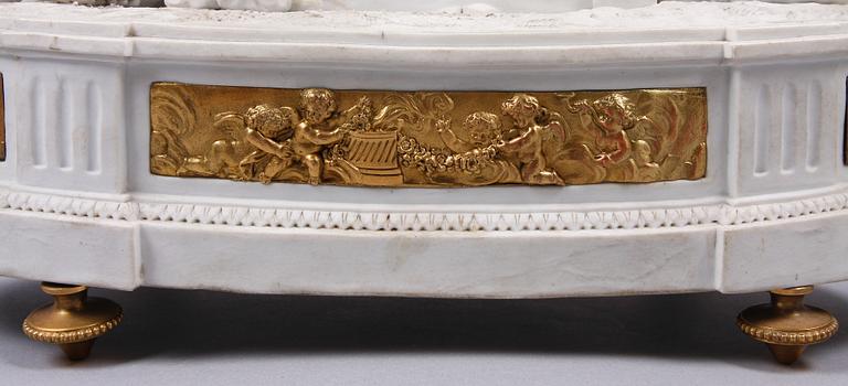 BORDSPENDYL, biskviporslin, Frankrike 1800-talets slut.