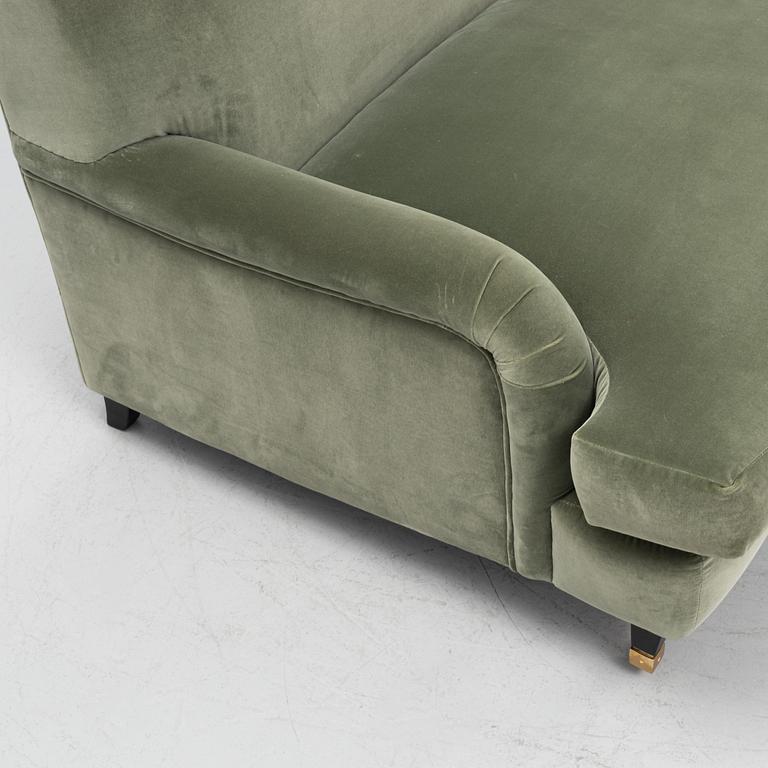 A model Howard sofa, 21st century.