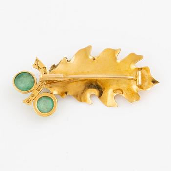Gertrud Engel, for A. Michelsen, brooch, 18K gold with cabochon-cut emeralds.
