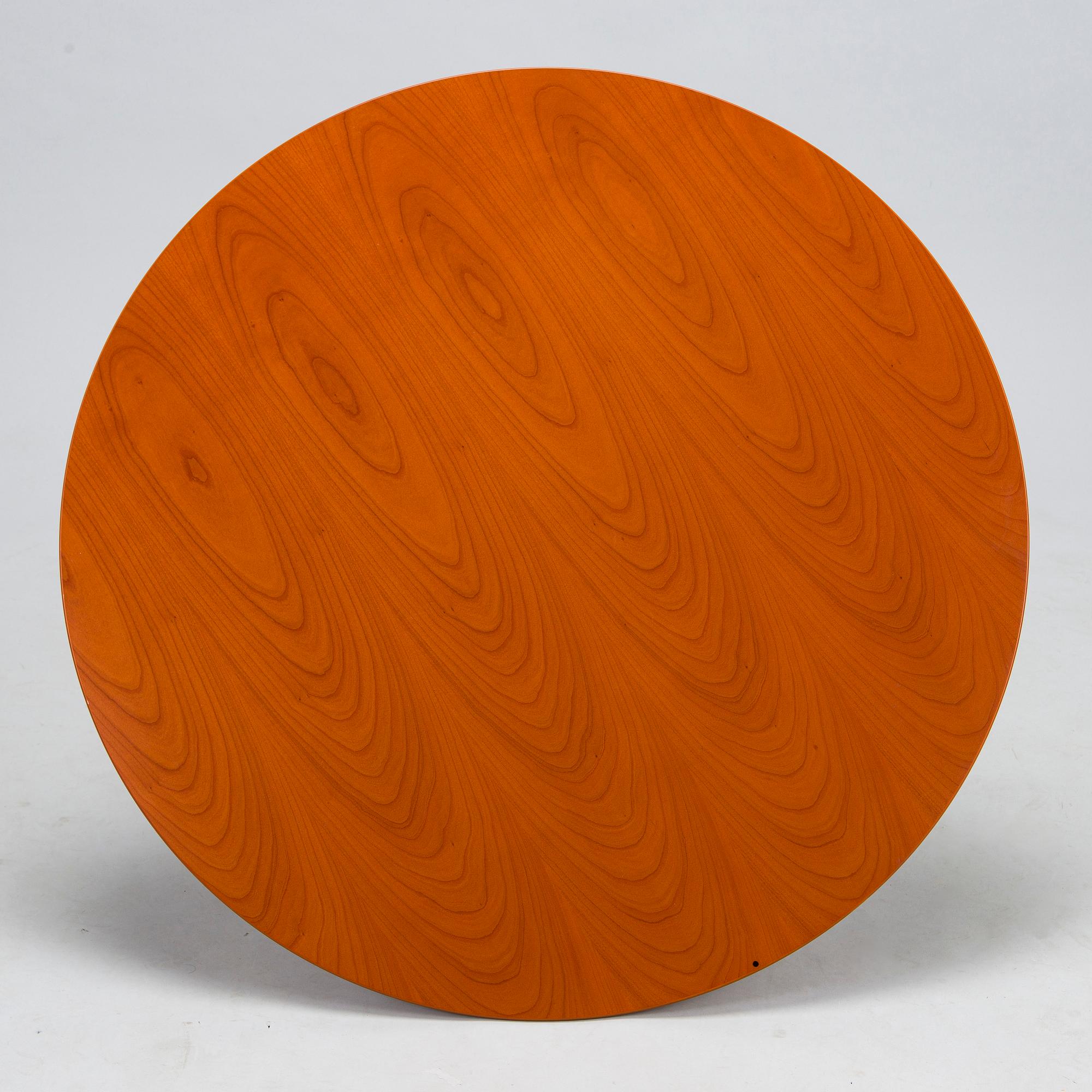 A 21st century 'Lem 90' coffee table / dining tabel for Magis.