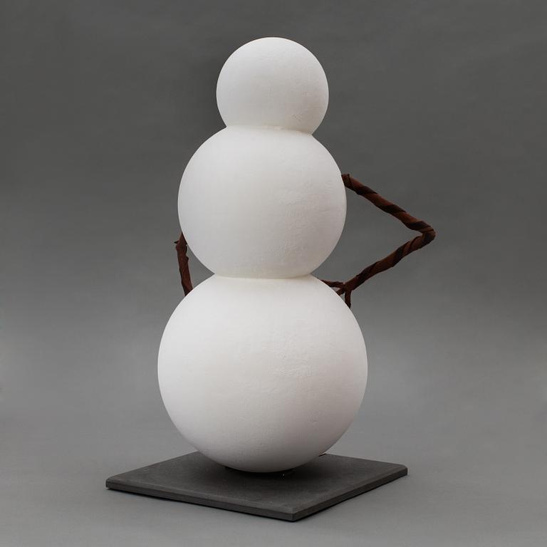 A snowman made by JoAnn Tan Studio for NK 2016.